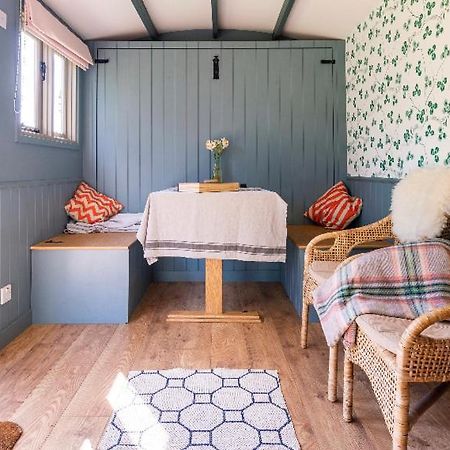 Old King William Shepherd Huts And Private Hot Tubs In North Norfolk Hunworth Luaran gambar