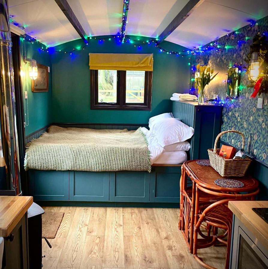 Old King William Shepherd Huts And Private Hot Tubs In North Norfolk Hunworth Luaran gambar